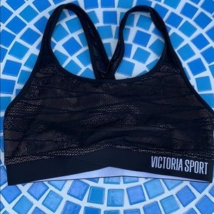 The player by Victoria’s Secret sport bra medium